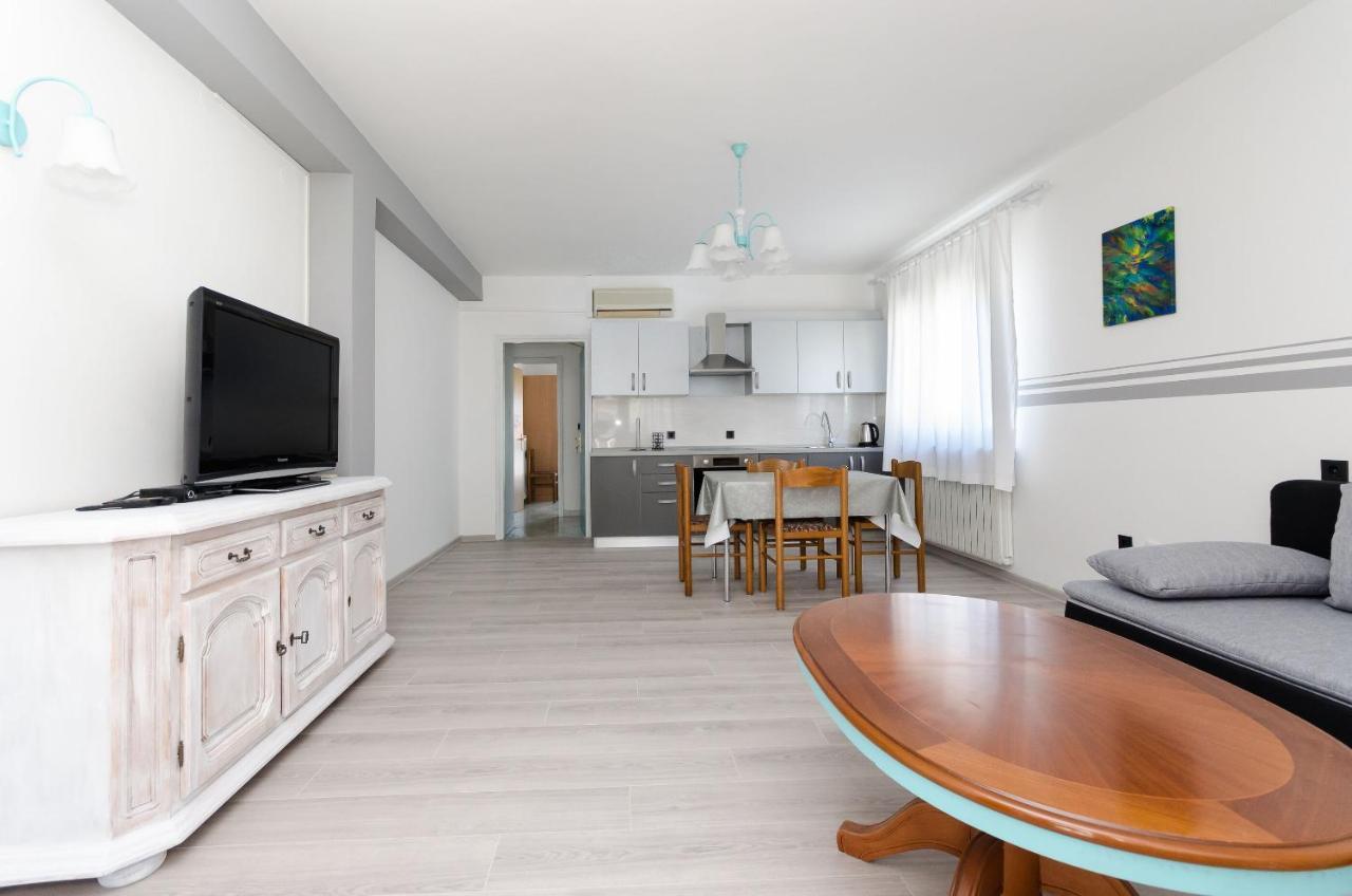 Apartments Slavica R Banjol Luaran gambar