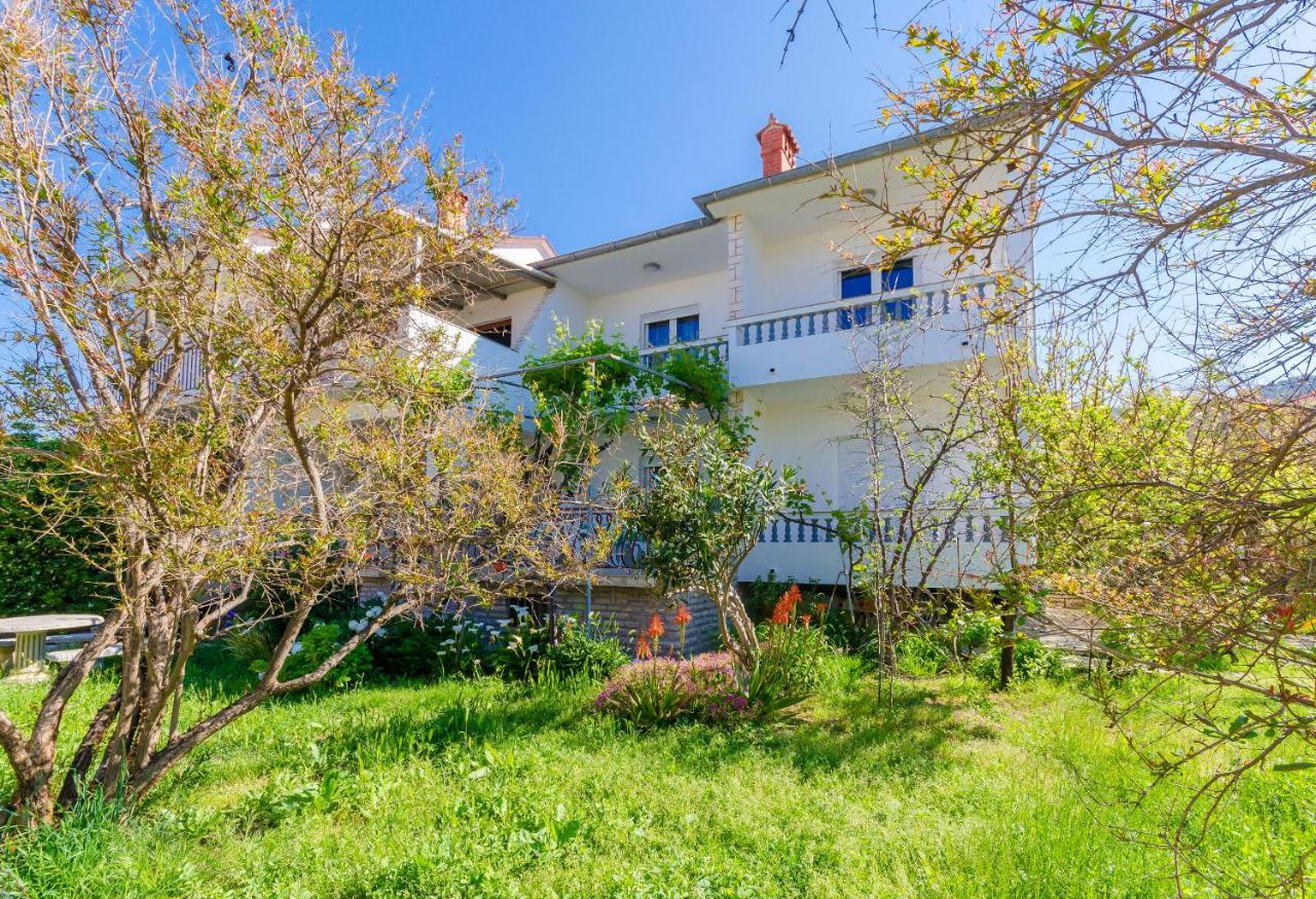 Apartments Slavica R Banjol Luaran gambar