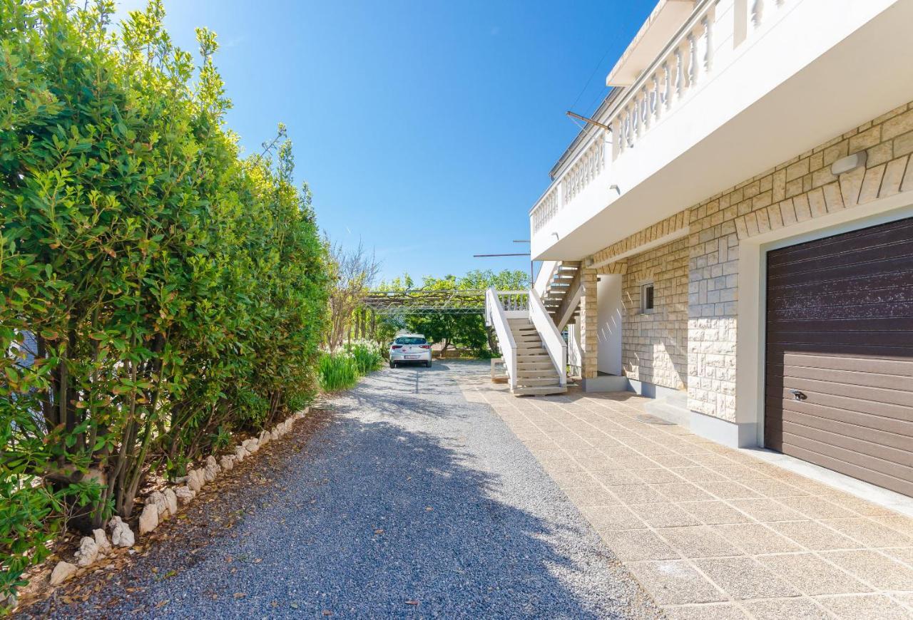 Apartments Slavica R Banjol Luaran gambar