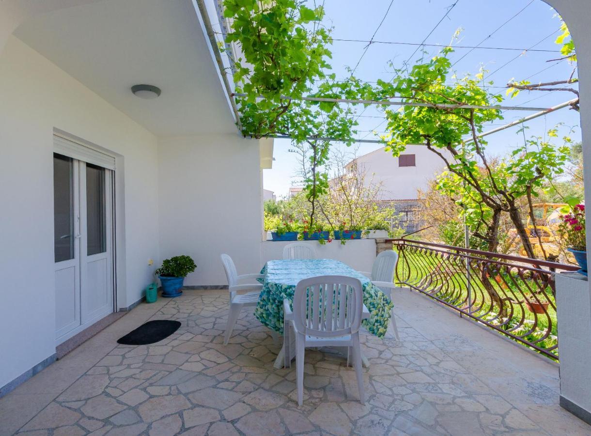 Apartments Slavica R Banjol Luaran gambar