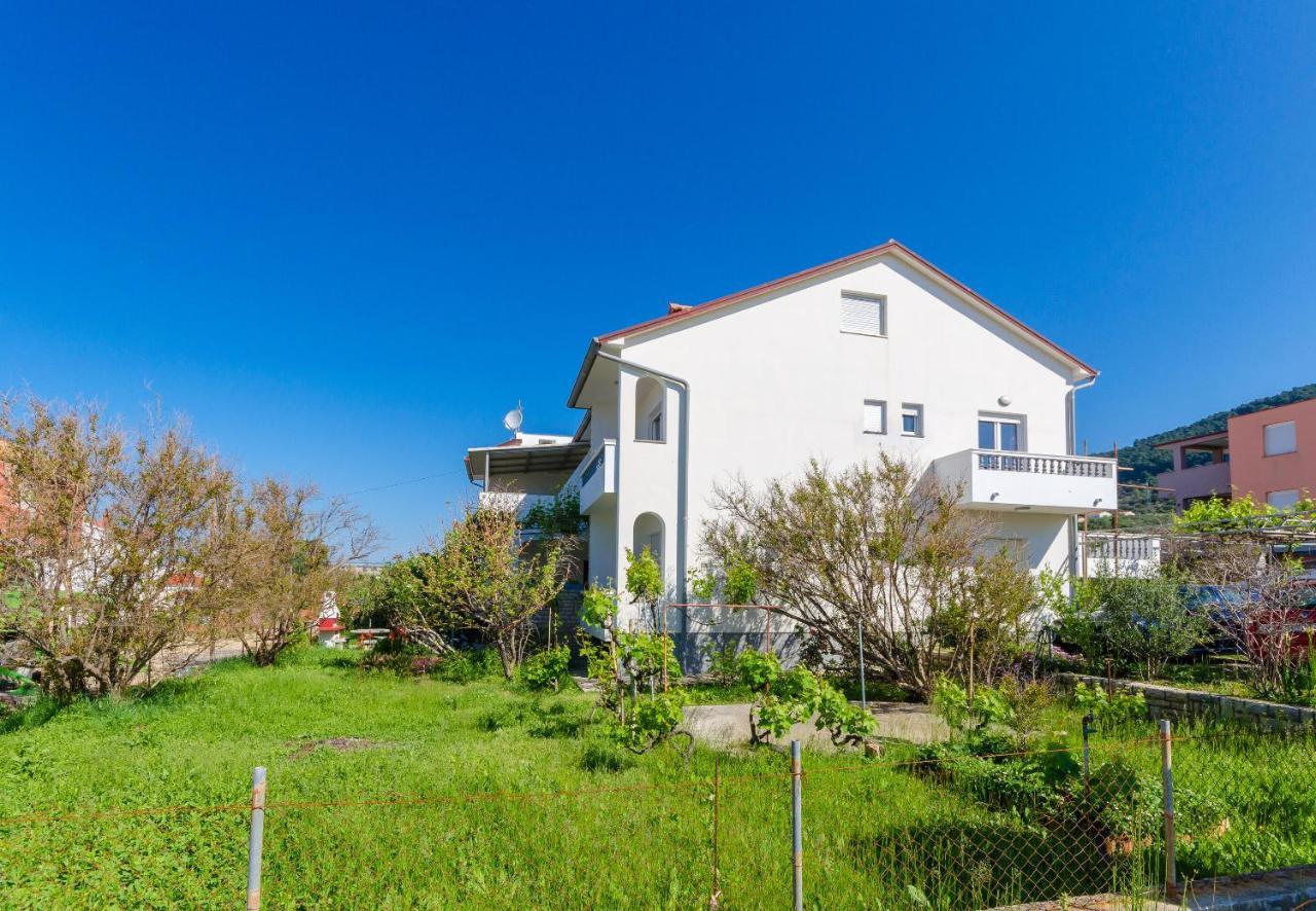 Apartments Slavica R Banjol Luaran gambar